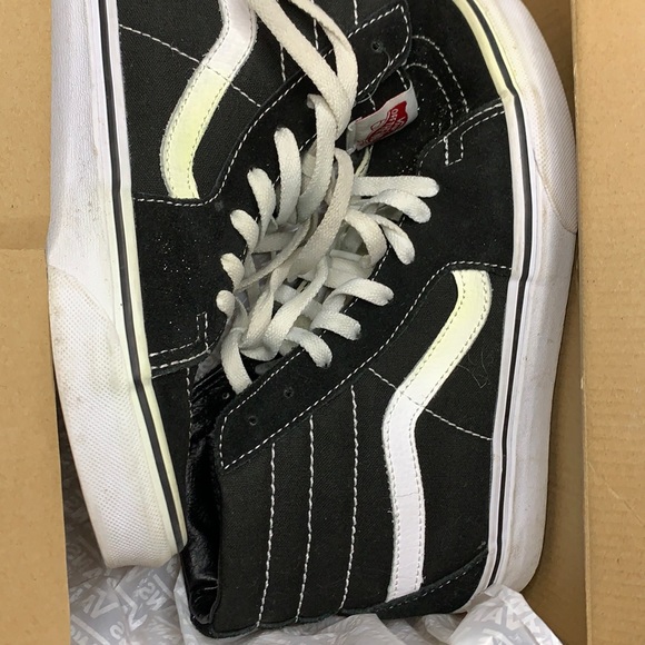 Black vans - Picture 1 of 2